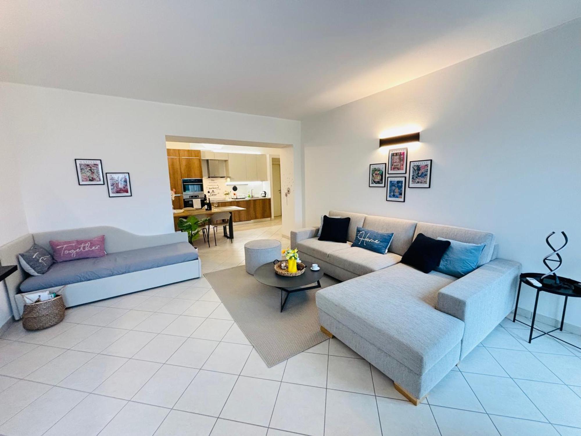 Lago Villa Zen - Apartment With Jacuzzi, Panoramic Views レンノ エクステリア 写真